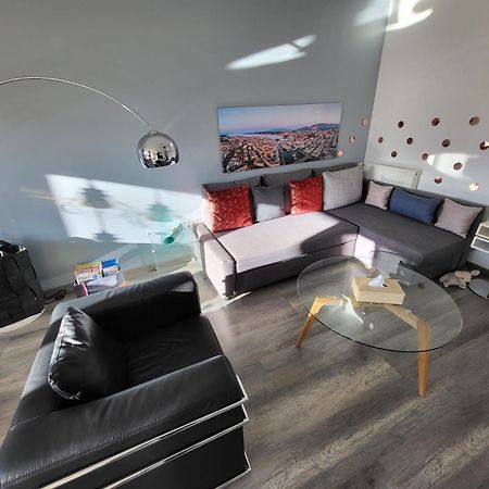 Tichnich Appartement - 2 Bedrooms - 1 Min Away From Train Station آنماس المظهر الخارجي الصورة