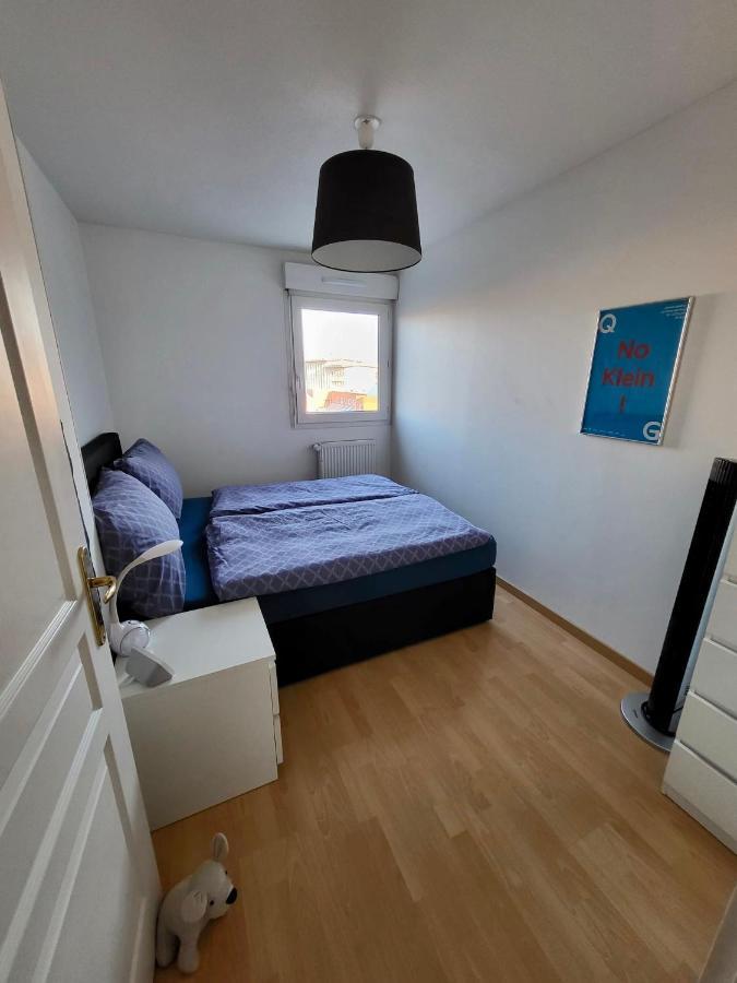 Tichnich Appartement - 2 Bedrooms - 1 Min Away From Train Station آنماس المظهر الخارجي الصورة